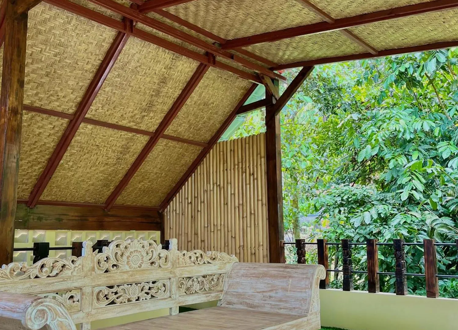 מלון אובוד Bamboo Oasis
